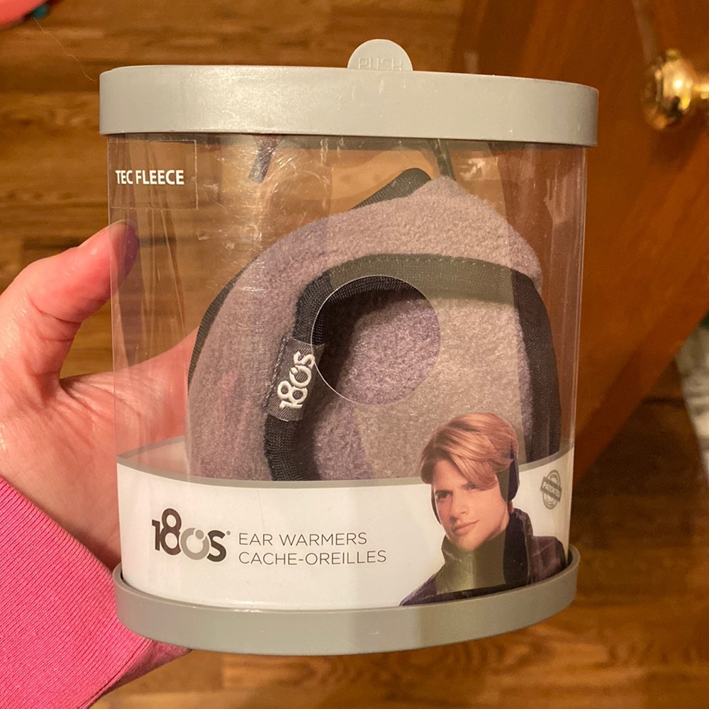 180’s Ear Warmers NWT